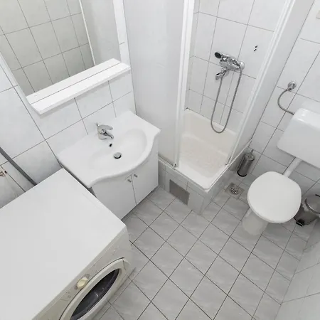 Ozzi With 9 Bedrooms & Private Pool Villa *