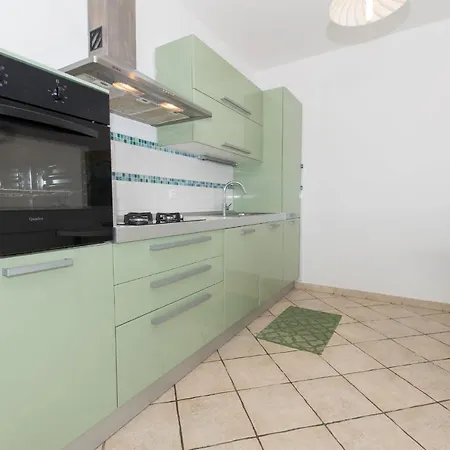 Ozzi With 9 Bedrooms & Private Pool Villa